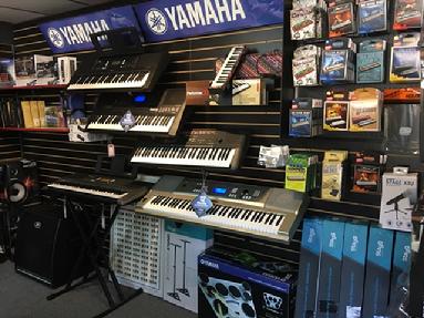 yamaha, keyboard, keyboards, piano, acoustic piano, casio, harmonica, beat machine